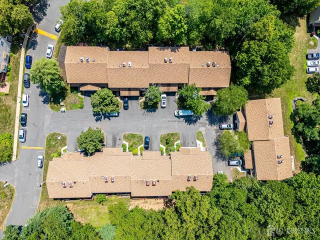 $3,200 | 6 Tulip Court, Edison, NJ 08820