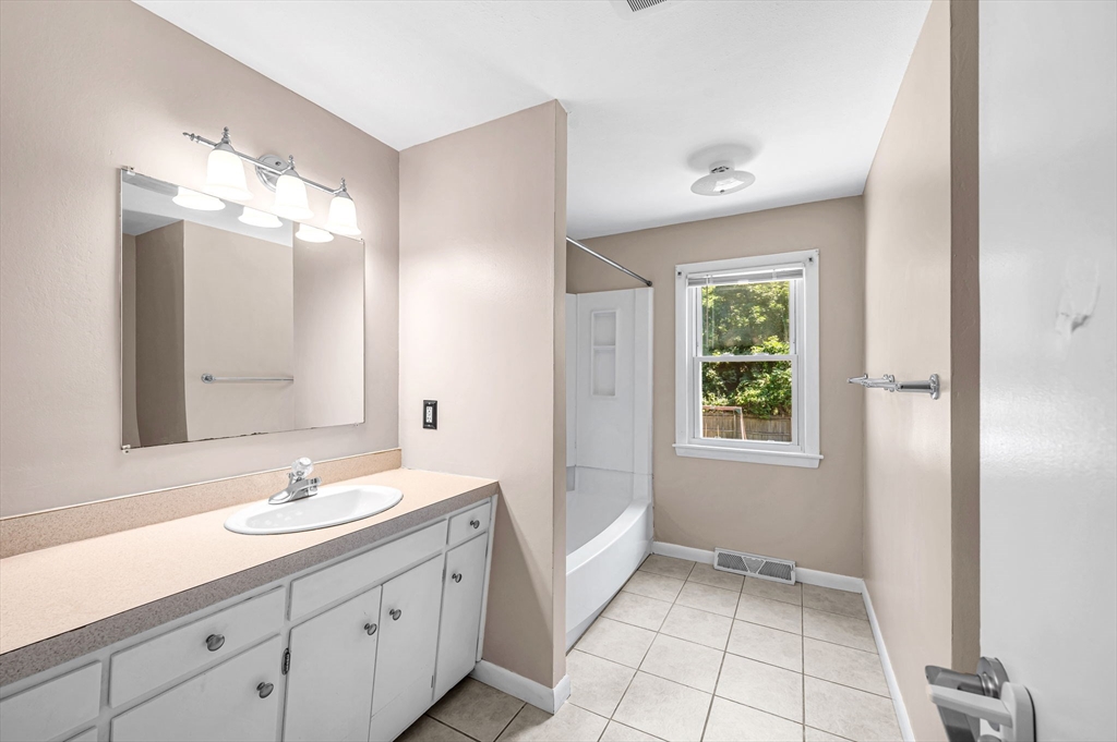 141 Cedar Road, Unit 141 Longmeadow, MA 01106 - Photo 25 of 42 Gallery Image 25