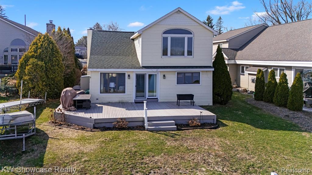 2324 Duck Lake Road North Highland, MI 48356 - Photo 4 of 38