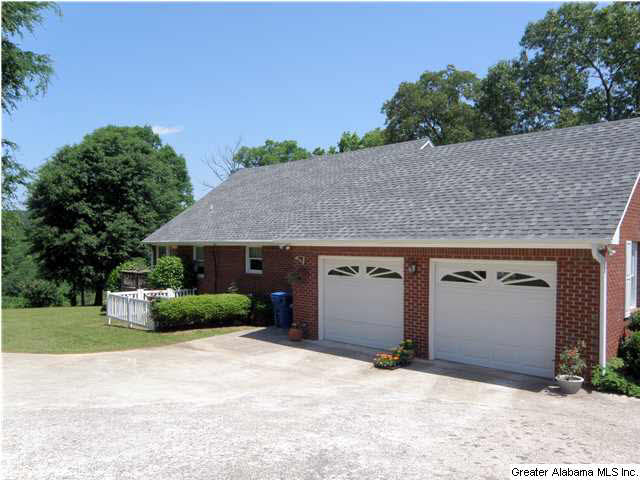 256 Overlook Drive Cleveland, AL 35049 - Photo 3 of 31