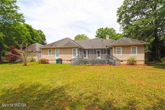105 Wilton Circle Perry, GA 31069 - Photo 35 of 35 a front view of a house with swimming pool