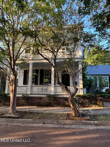 $718,000 | 705 Washington Street, Natchez, MS 39120