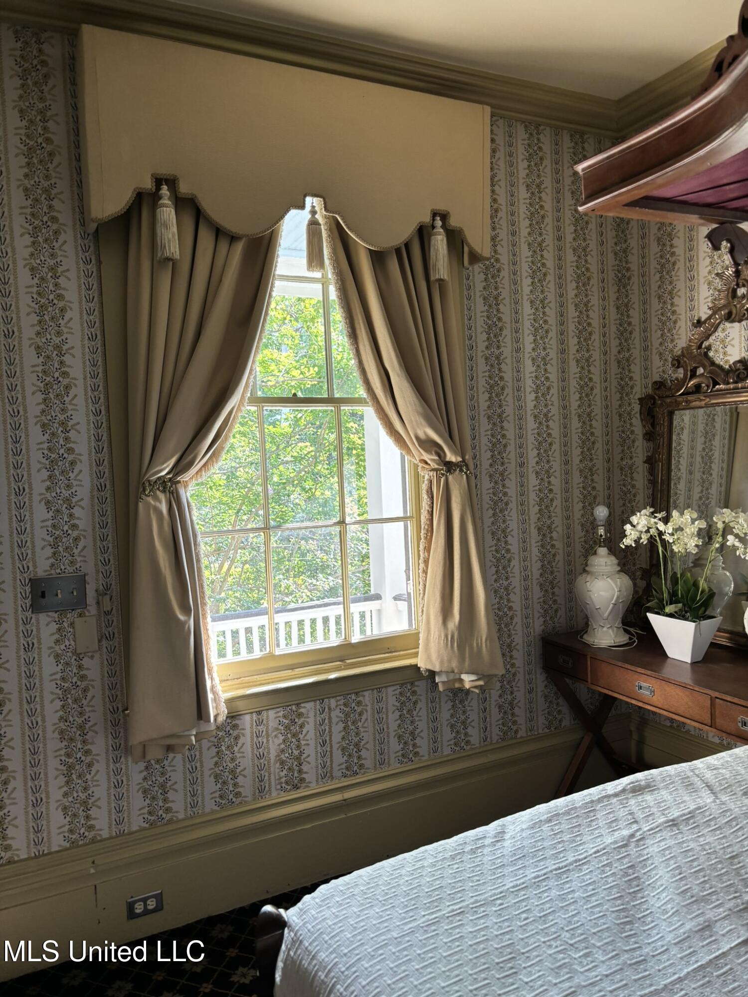 705 Washington Street Natchez, MS 39120 - Photo 30 of 57 IMG_2407