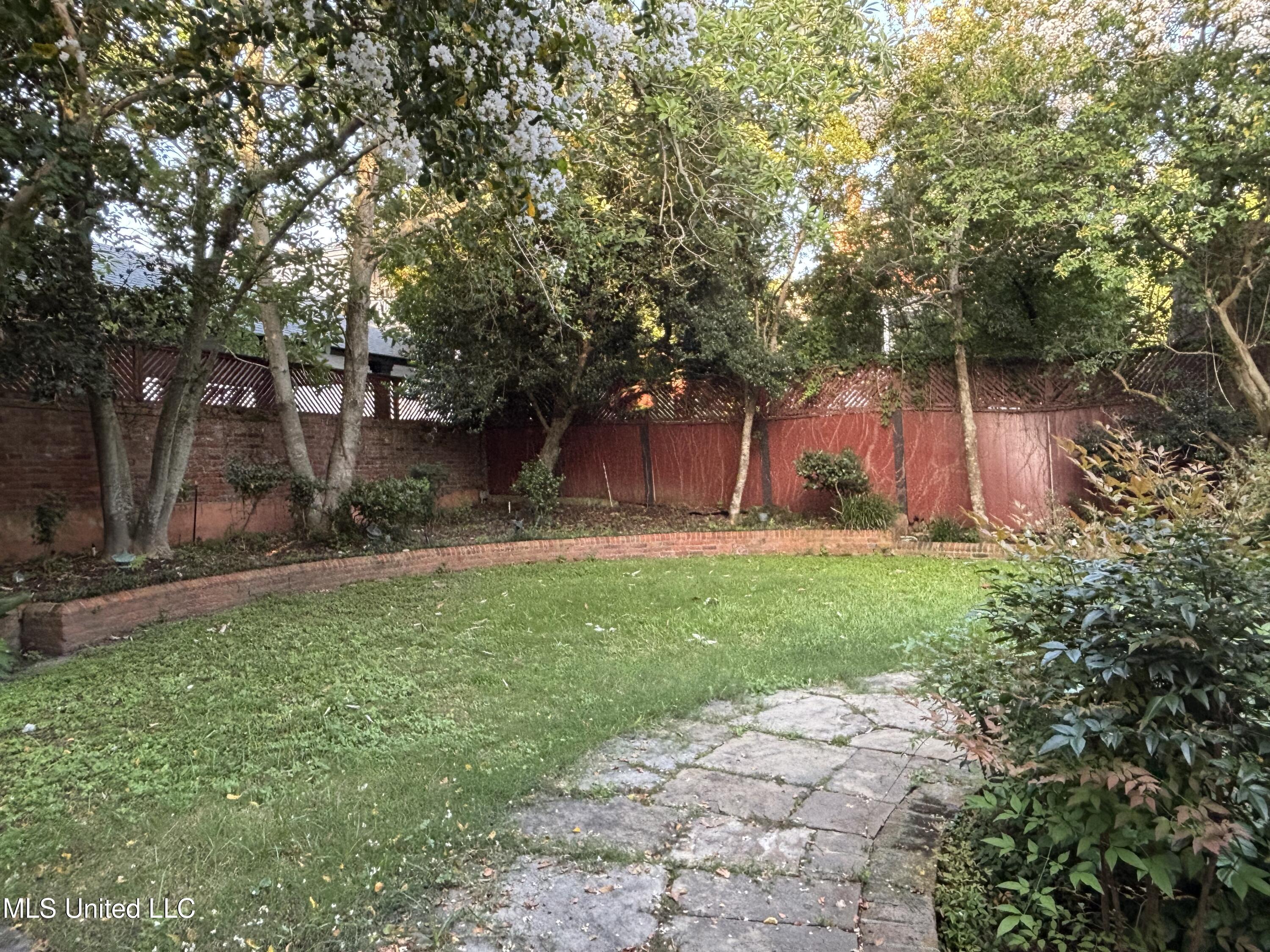 705 Washington Street Natchez, MS 39120 - Photo 51 of 57 IMG_2355(1)