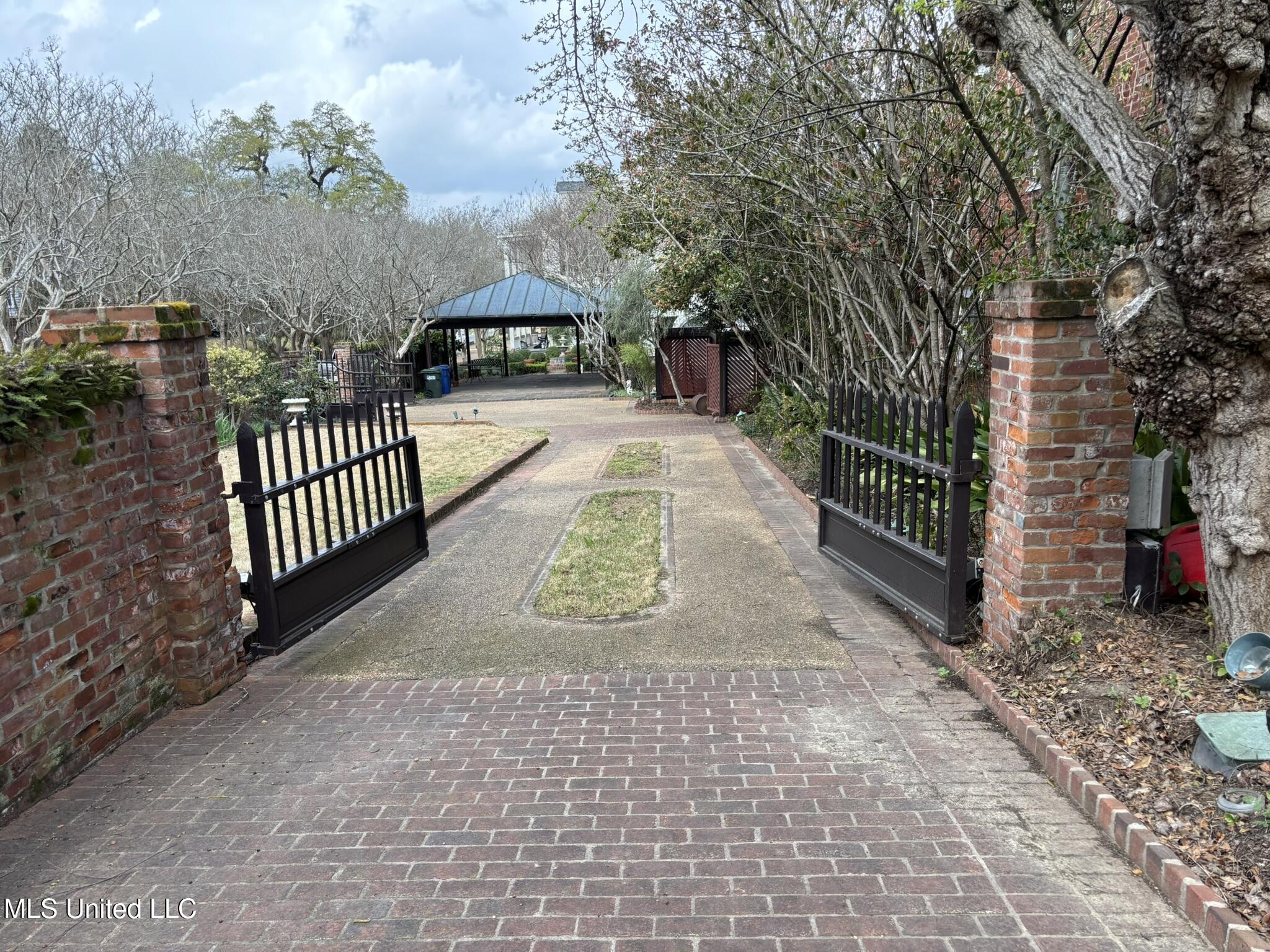 705 Washington Street Natchez, MS 39120 - Photo 55 of 57 IMG_1782