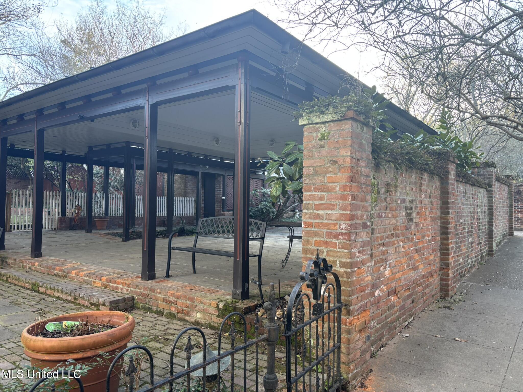 705 Washington Street Natchez, MS 39120 - Photo 56 of 57 IMG_1864