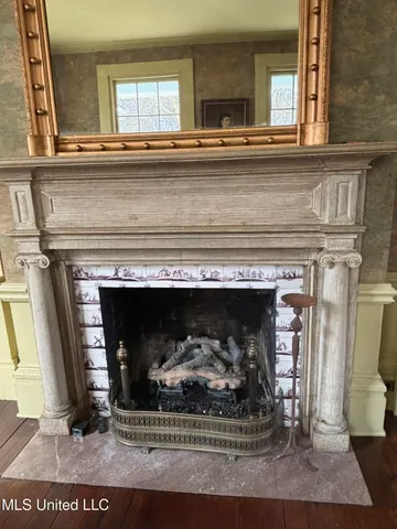 $685,000 | 705 Washington Street, Natchez, MS 39120