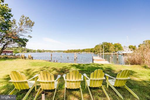 330 Arbutus Drive Edgewater, MD 21037 - Photo 1 of 27