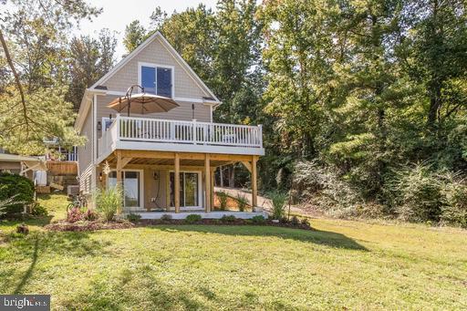 330 Arbutus Drive Edgewater, MD 21037 - Photo 4 of 27