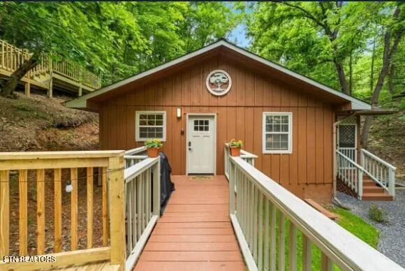 $429,000 | 4151 Oak Ridge Street, Pigeon Forge, TN 37863