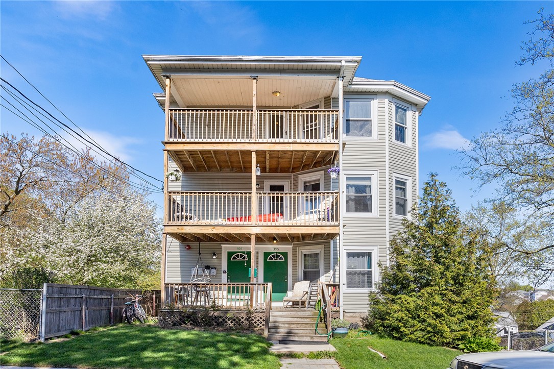 395 9th Avenue Woonsocket, RI 02895 - Photo 1 of 31