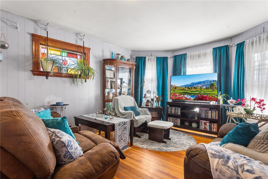 395 9th Avenue Woonsocket, RI 02895 - Photo 13 of 31