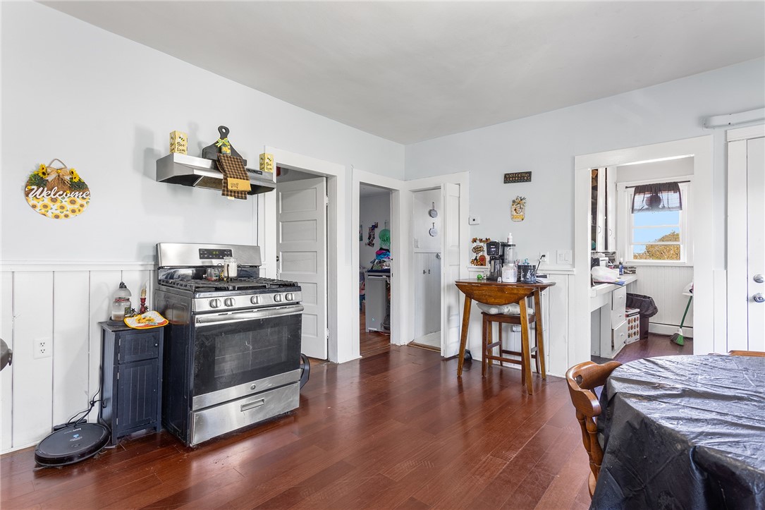 395 9th Avenue Woonsocket, RI 02895 - Photo 6 of 31