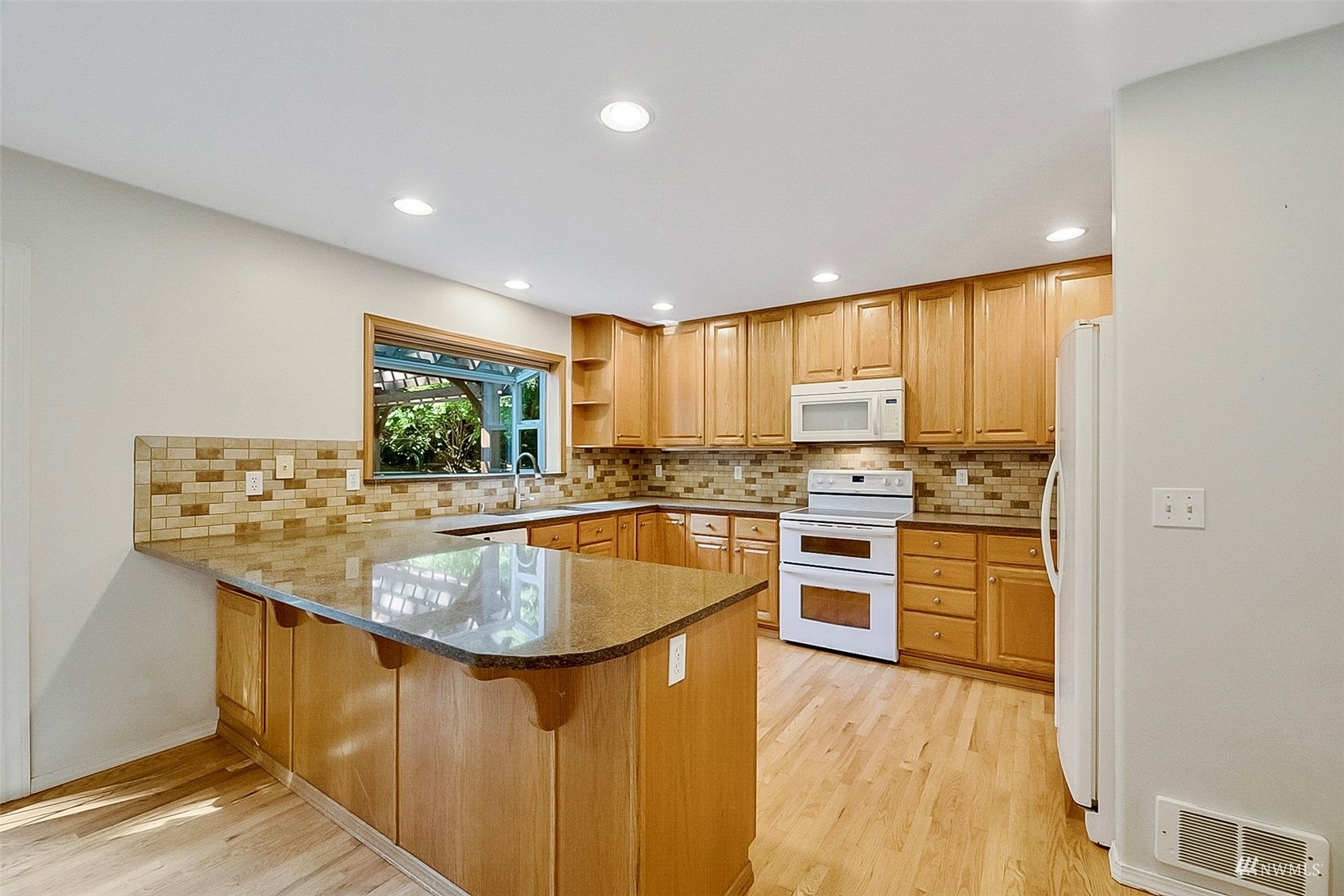 5806 Storm Lake Road Snohomish, WA 98290 - Photo 17 of 40 Gallery Image 17