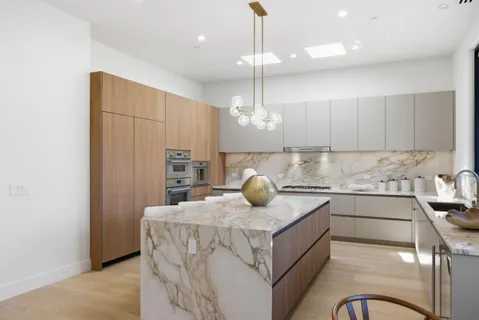 $6,988,000 | 640 Fairmede Avenue, Palo Alto, CA 94306