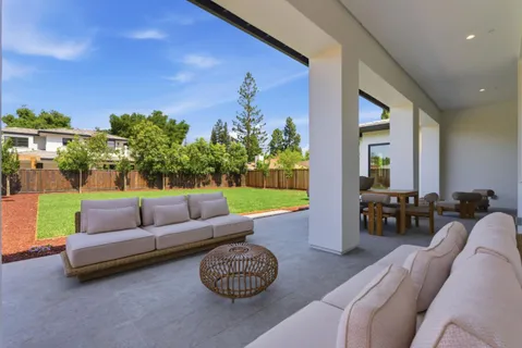 $6,988,000 | 640 Fairmede Avenue, Palo Alto, CA 94306