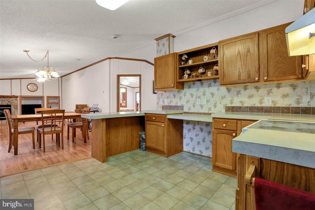 2560 Henry Road Chambersburg, PA 17202 - Photo 8 of 37 Gallery Image 8