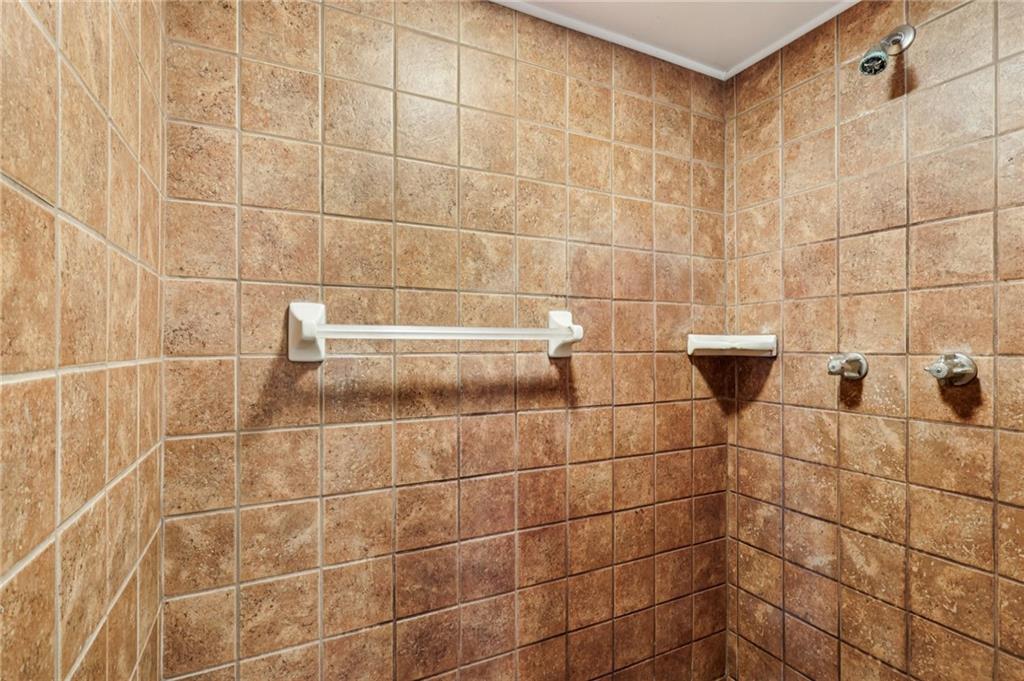 2422 Ridgewood Court New Castle, PA 16101 - Photo 41 of 50 a bathroom with a shower