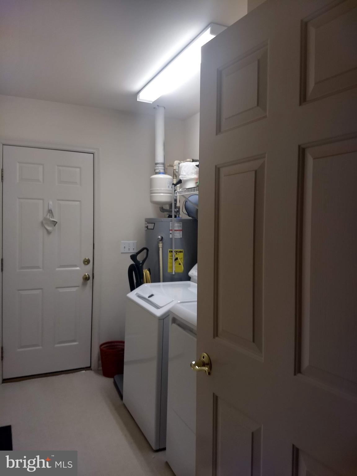 98 Pinehurst Road Ocean Pines, MD 21811 - Photo 22 of 61 Laundry room - door to garage