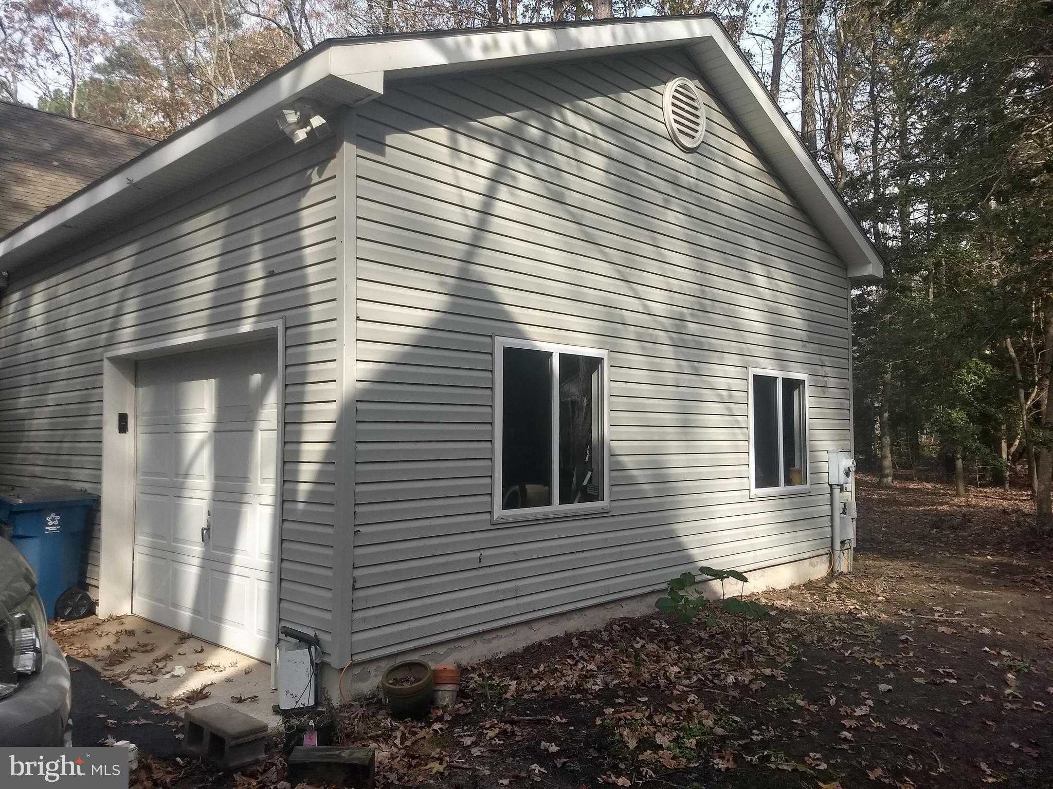98 Pinehurst Road Ocean Pines, MD 21811 - Photo 37 of 61 garage side