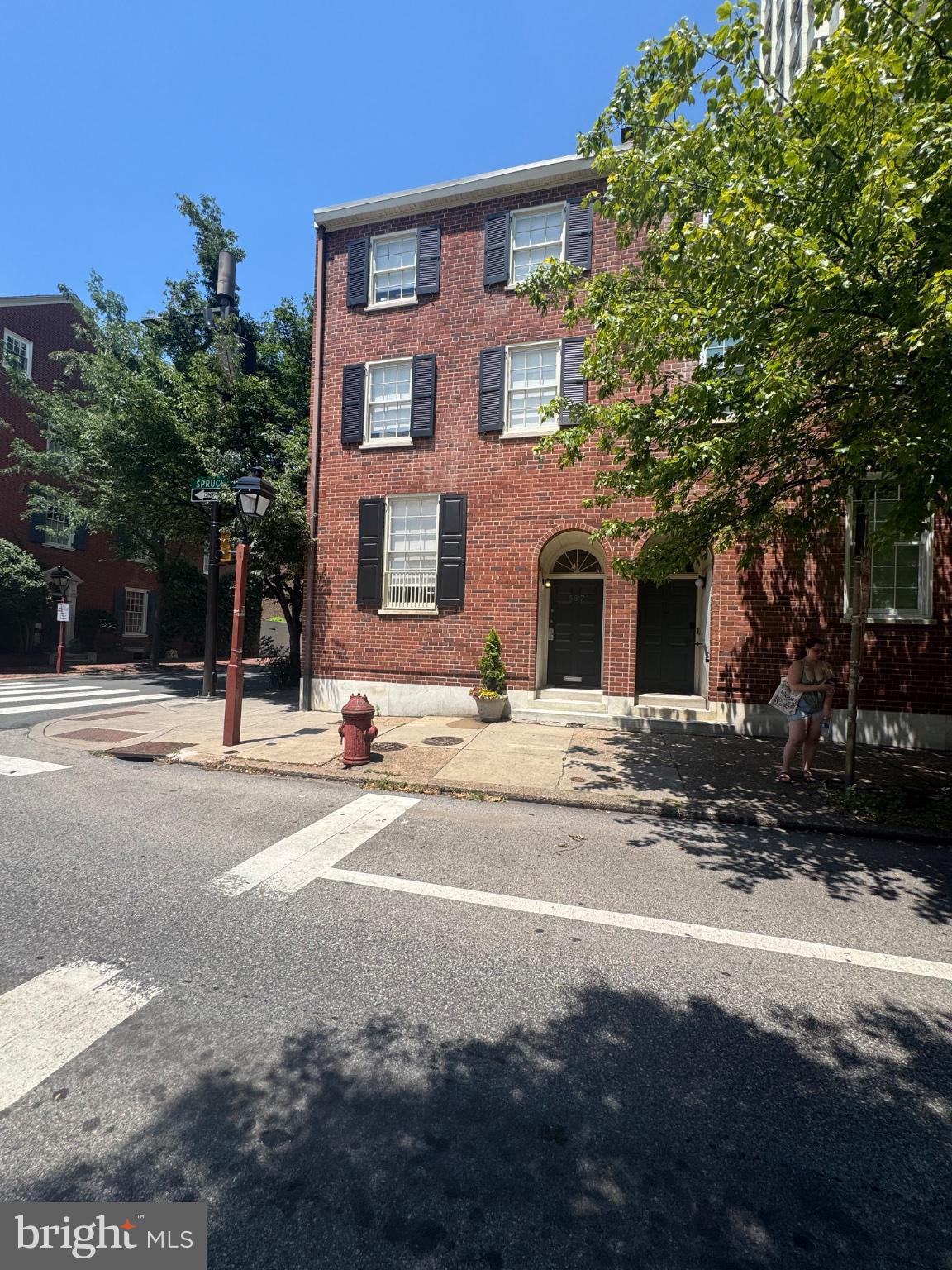 637 Spruce Street Philadelphia, PA 19106 - Photo 1 of 12 Charming corner townhome near Washington Sq. Park.