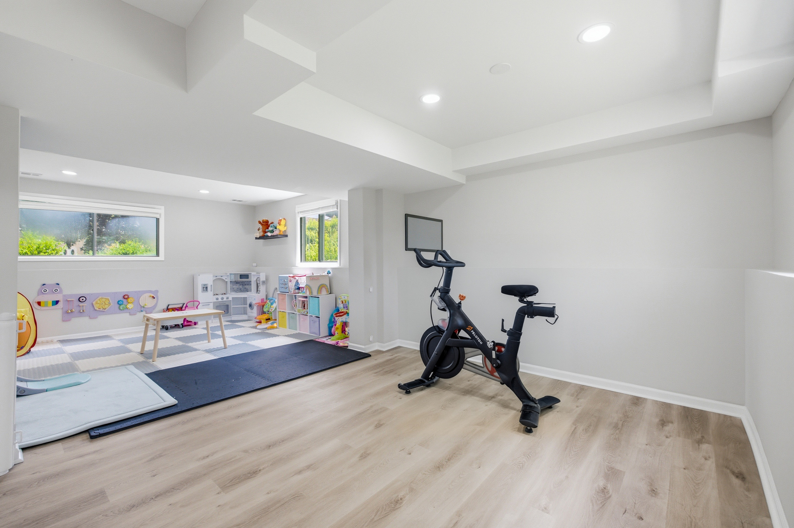 3-n034 Ridgeview Street West Chicago, IL 60185 - Photo 28 of 38 Gallery Image 28