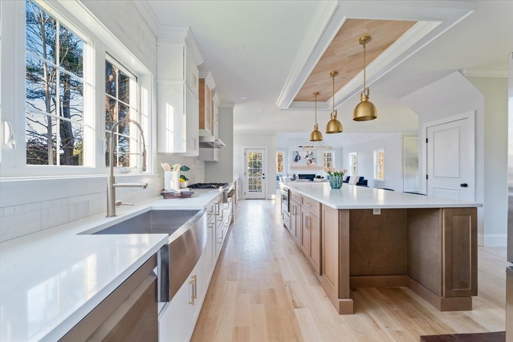 93 Center Street Hanover, MA 02339 - Photo 13 of 42