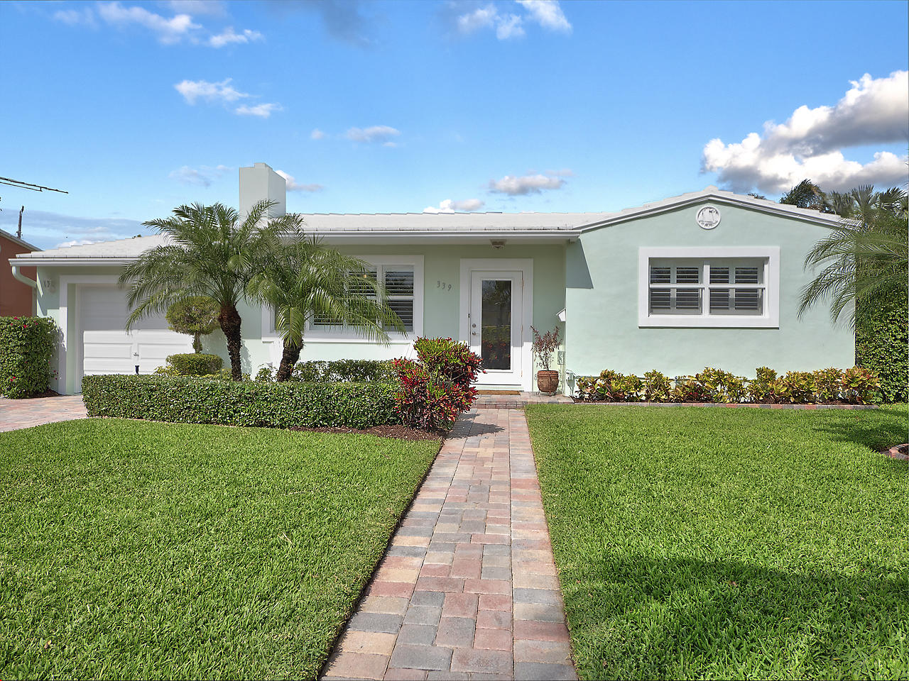 339 Leigh Road West Palm Beach, FL 33405 - Photo 1 of 17 339 Leigh Road