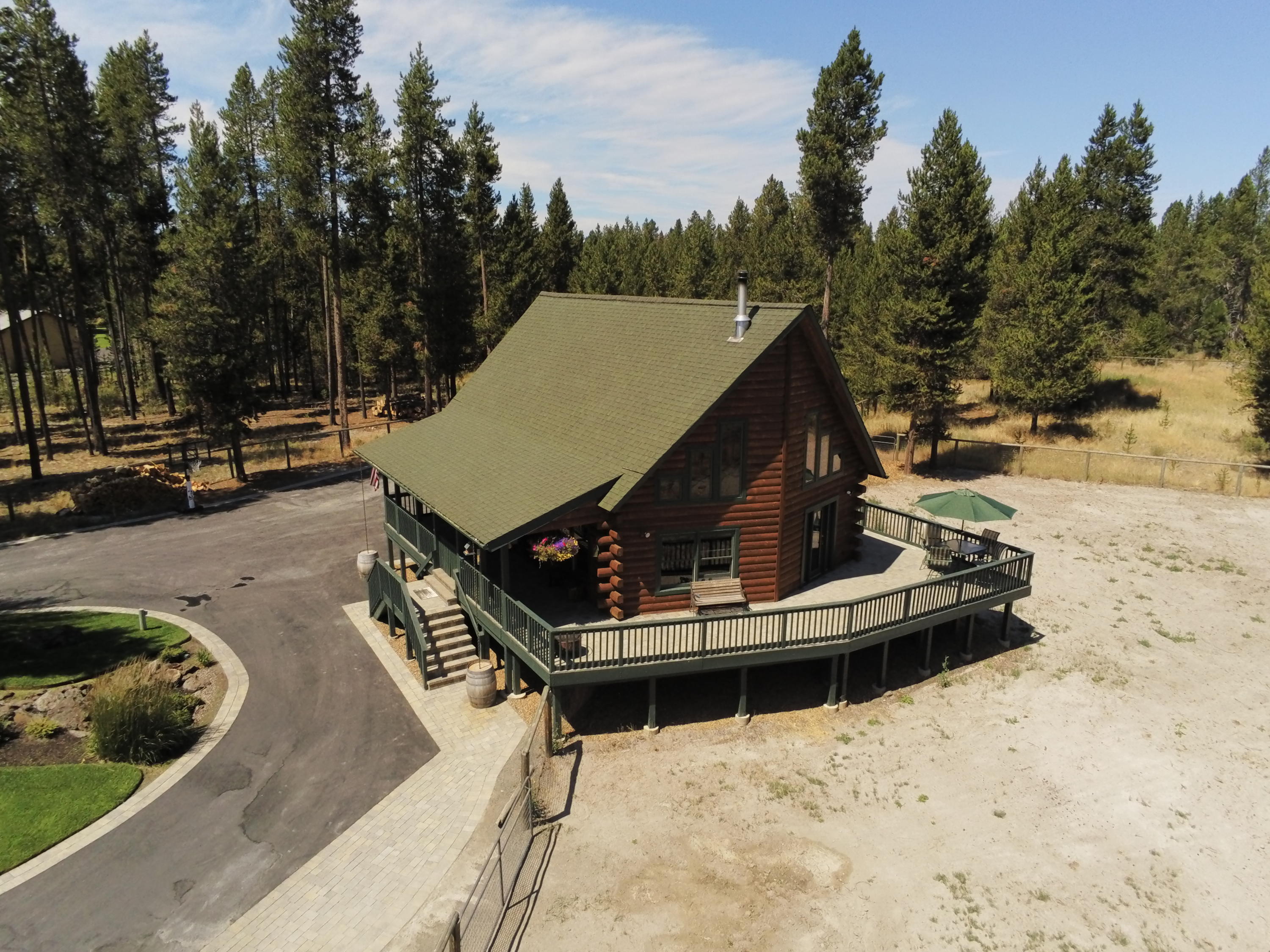 17872 Old Wood Road Bend, OR 97707 - Photo 25 of 28 19b. Drone back of House