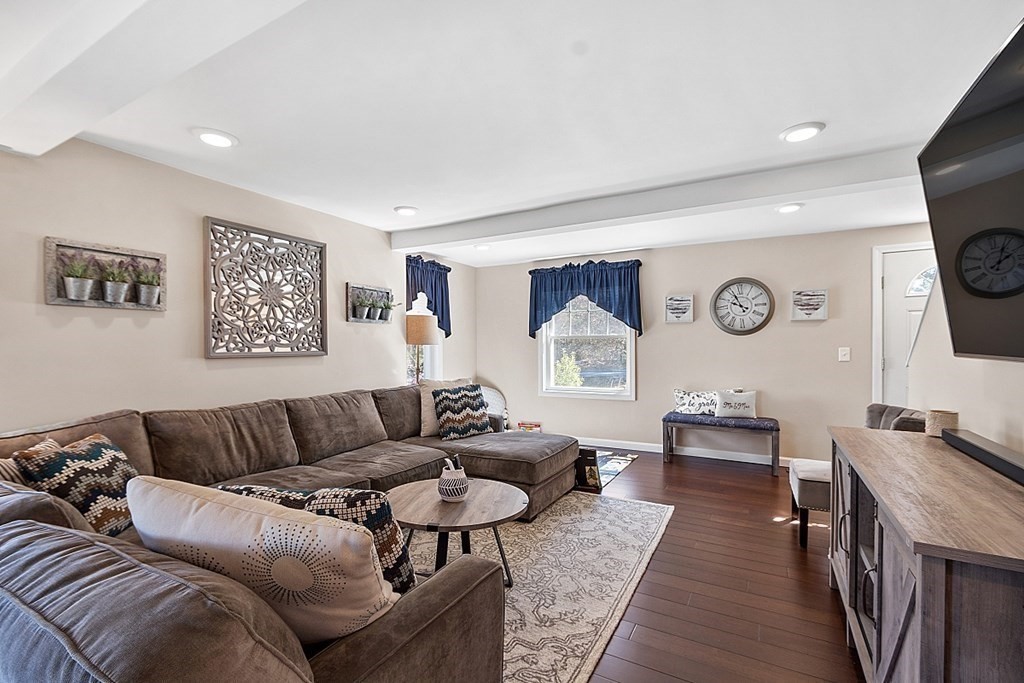 29 Old North Road Hudson, MA 01749 - Photo 15 of 40 Gallery Image 15