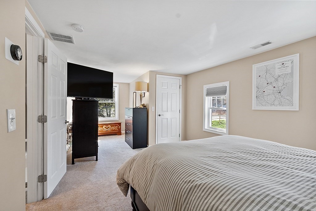 29 Old North Road Hudson, MA 01749 - Photo 26 of 40 Gallery Image 26