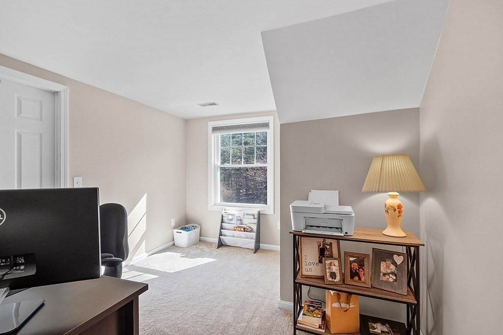 29 Old North Road Hudson, MA 01749 - Photo 31 of 40 Gallery Image 31