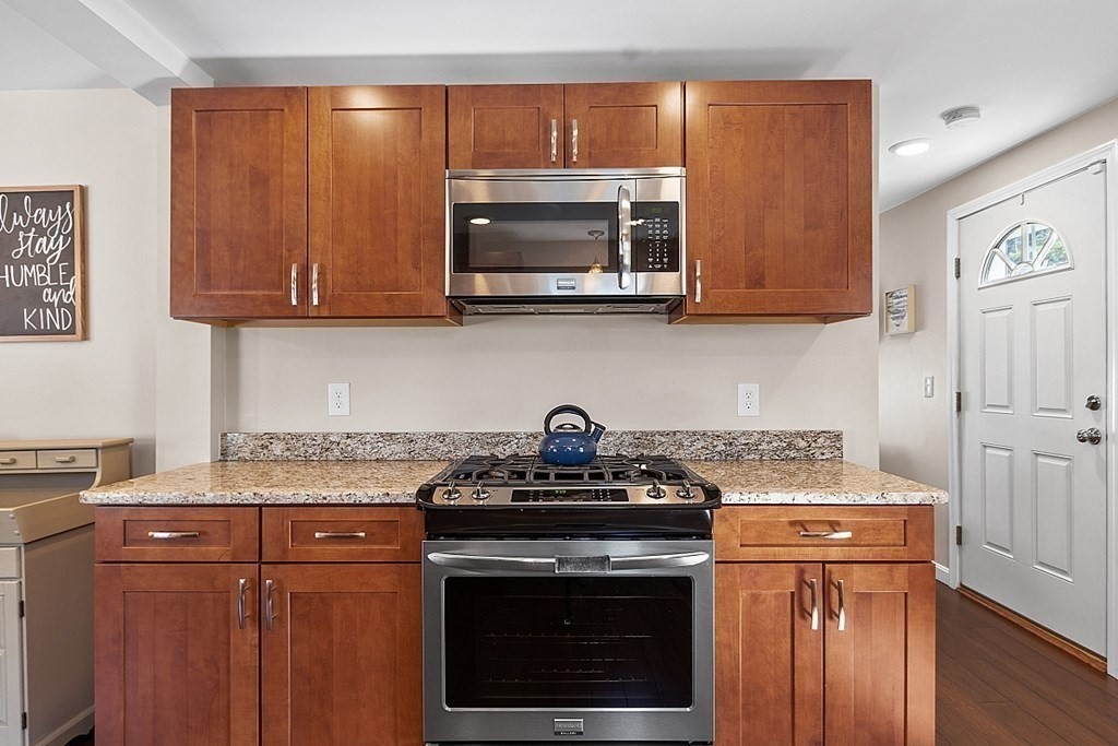 29 Old North Road Hudson, MA 01749 - Photo 9 of 40 Gallery Image 9