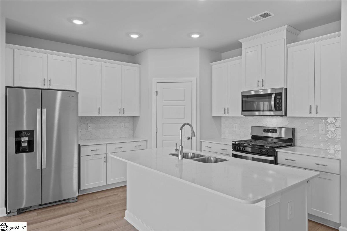 1624 Switchback Circle Moore, SC 29369 - Photo 5 of 38