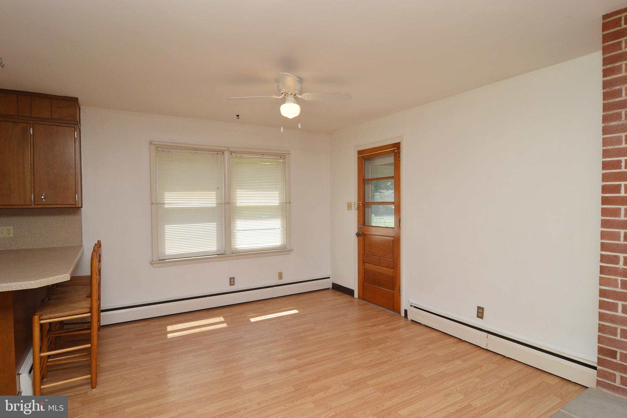555 Gibraltar Road Reading, PA 19606 - Photo 13 of 40 Dining Area