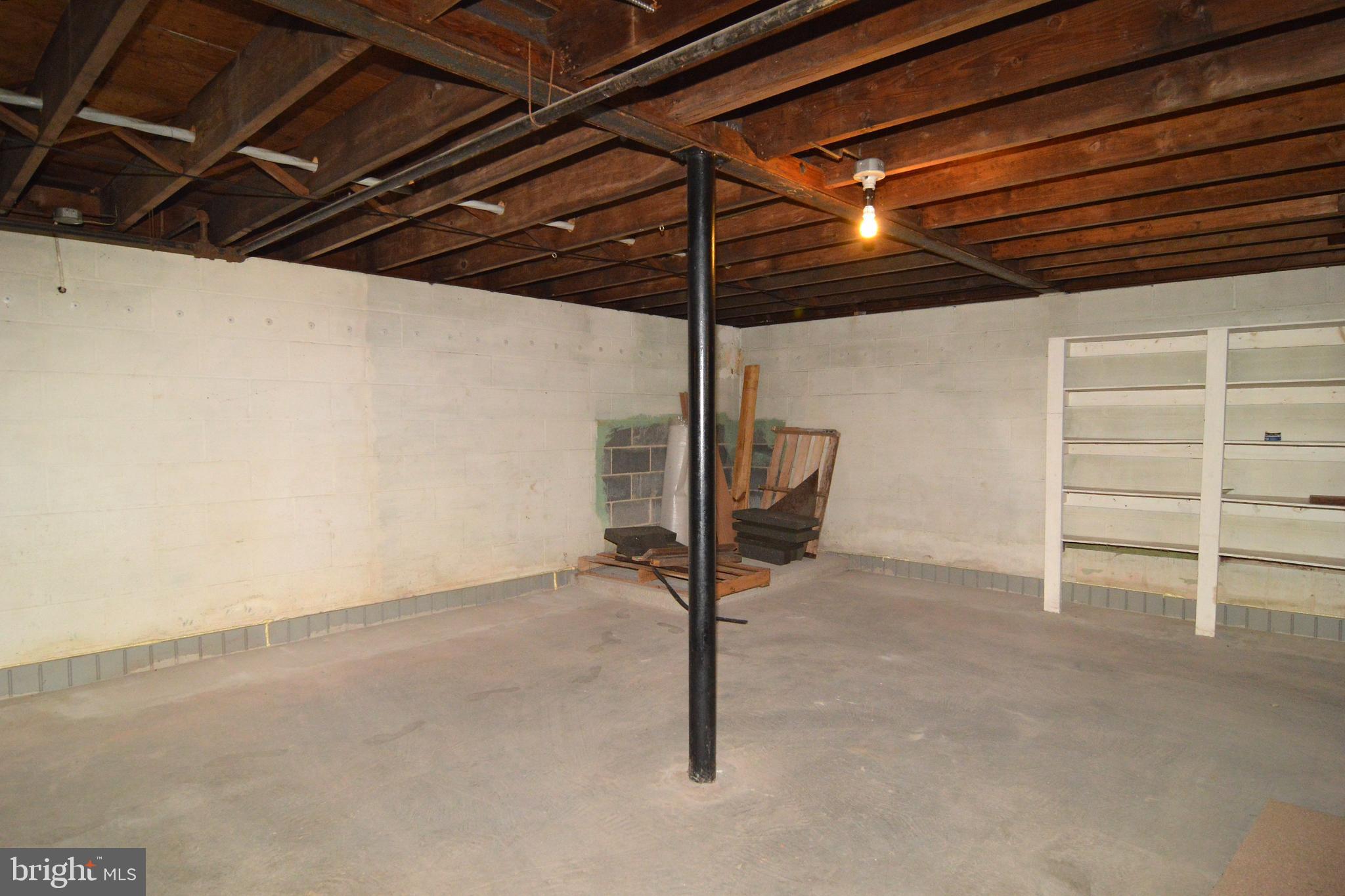 555 Gibraltar Road Reading, PA 19606 - Photo 32 of 40 Basement