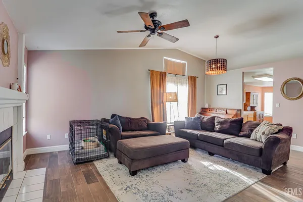 $389,000 | Undisclosed Address, Bakersfield, CA 93312