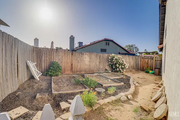$389,000 | Undisclosed Address, Bakersfield, CA 93312
