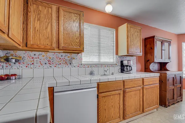 $389,000 | Undisclosed Address, Bakersfield, CA 93312