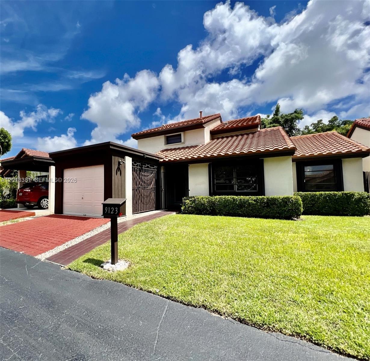 9123 Southwest 112th Court Miami, FL 33176 - Photo 4 of 67