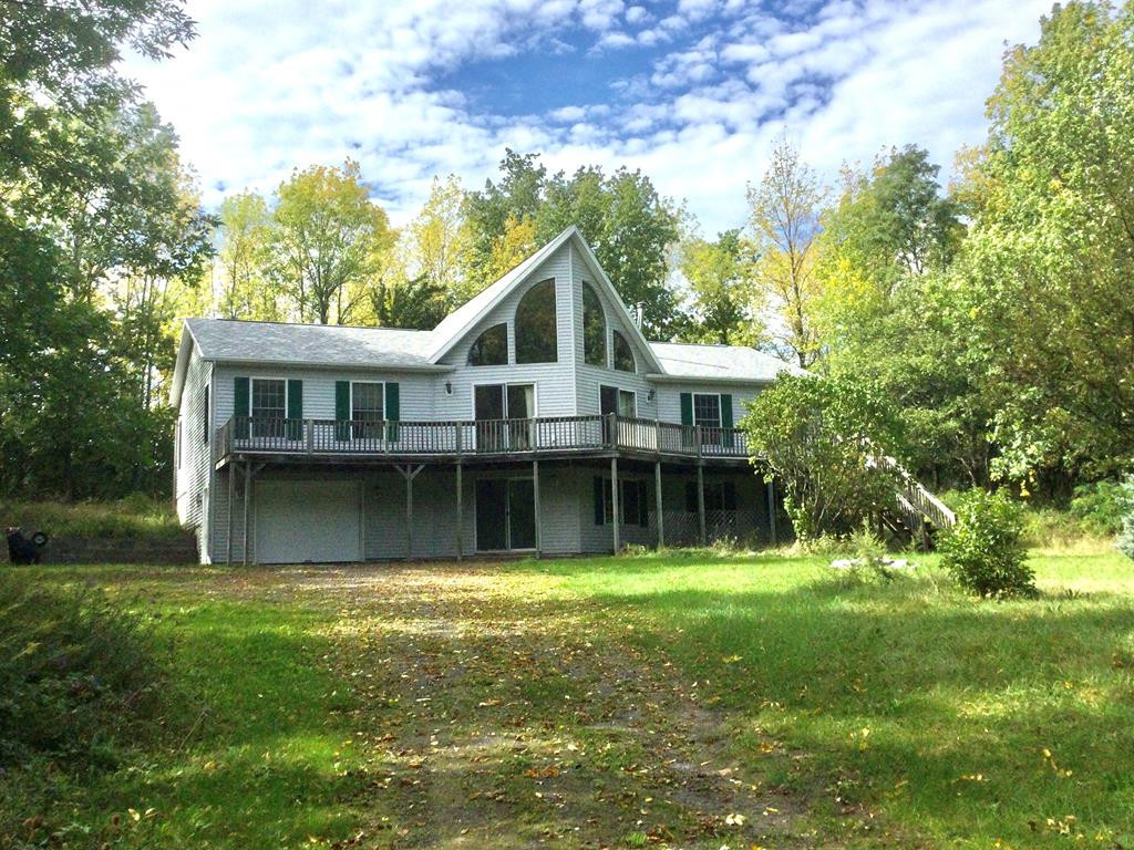 915 Cumberland Head Road Plattsburgh, NY 12901 - Photo 1 of 35 Gallery Image 1