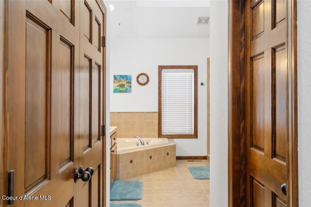 724 East Arena Loop Hayden, ID 83835 - Photo 28 of 53 027-724EastArenaLoop-Hayden-ID-83835-SMA