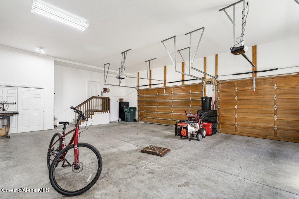 724 East Arena Loop Hayden, ID 83835 - Photo 46 of 53 20250522165251155681000000-o