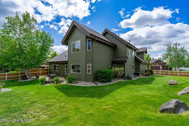 $1,150,000 | 724 East Arena Loop, Hayden, ID 83835