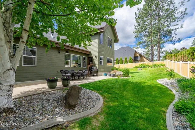 $1,150,000 | 724 East Arena Loop, Hayden, ID 83835