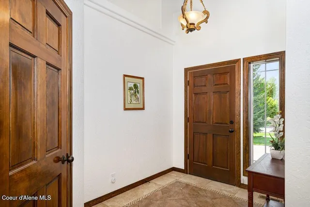 $1,150,000 | 724 East Arena Loop, Hayden, ID 83835