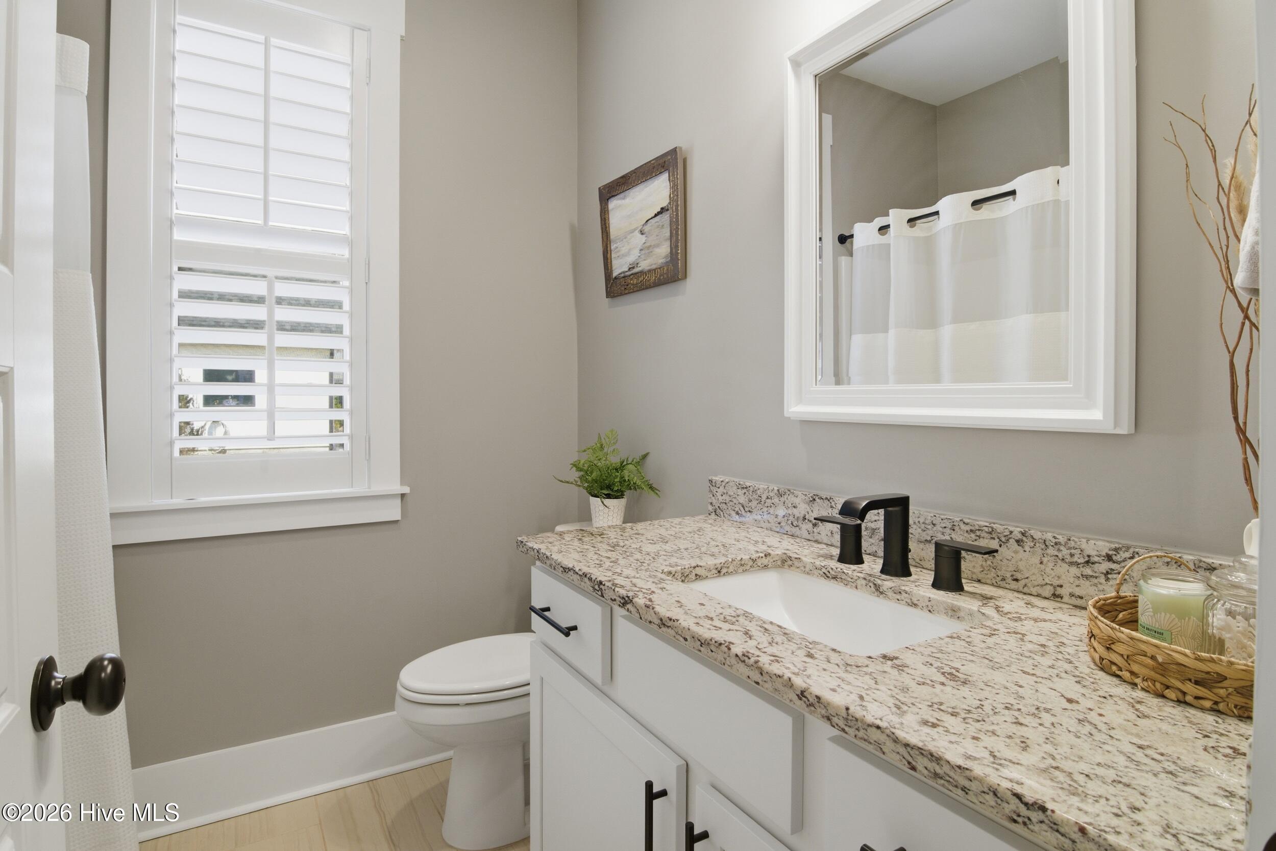 195 Gus Horne Road Holly Ridge, NC 28445 - Photo 29 of 44 31_hallwaybathroom2