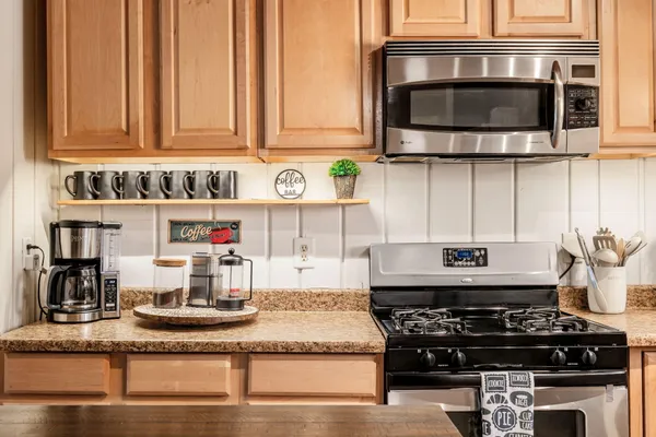 $499,900 | 52172 Acorn Lane, Idyllwild, CA 92549