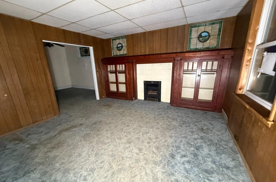 2831 Custer Avenue Pittsburgh, PA 15227 - Photo 4 of 28 an empty room with windows and closet