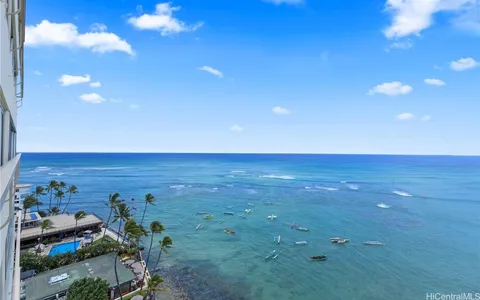 $2,500,000 | 2895 Kalakaua Avenue, Unit 1202, Honolulu, HI 96815